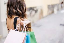 Woman Shopping Lifestyle image by gonghuimin468 from pixabay