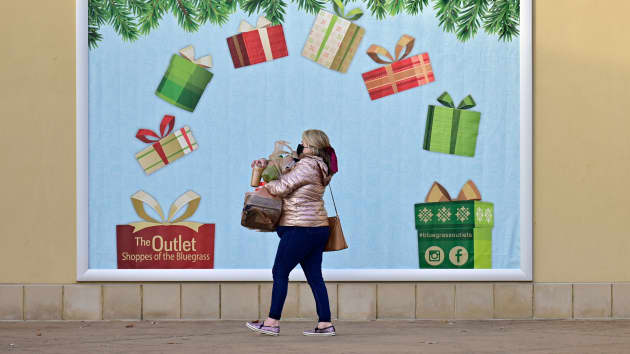 “Concerns over omicron could shift spending away from experiences, retail trade group says” by Melissa Repko via CNBC