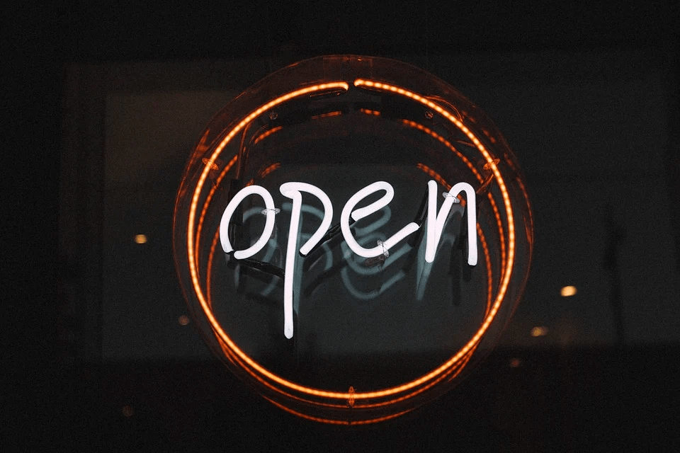 “42 Things No One Told You About Starting A Retail Small Business” by Bob Phibbs via Retail Doctor Blog