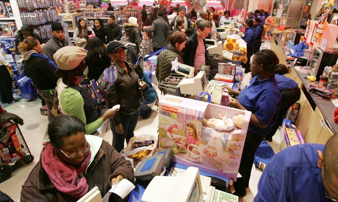 “How retailers are hiring for the holidays in 2022 – In preparation for demand, some companies are staffing for the season similarly to 2021 while others are reducing their efforts.” by Staff via Retail Dive
